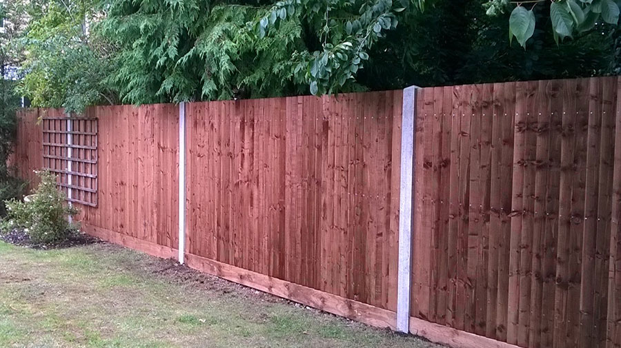 garden fence by Paul Timms Fencing
